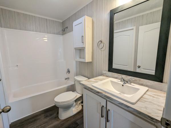 2022 Clayton American Made 5628-560  Home