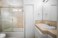 1965 MONTCLAIR BONANZA Manufactured Home