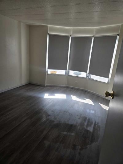 Photo 3 of 8 of home located at 867 N Lamb Blvd Las Vegas, NV 89110