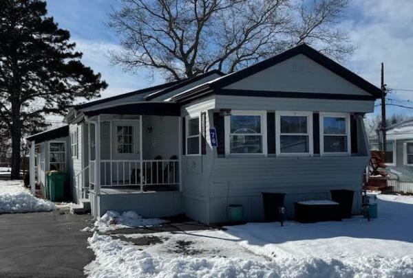 1979 Holly Park Mobile Home