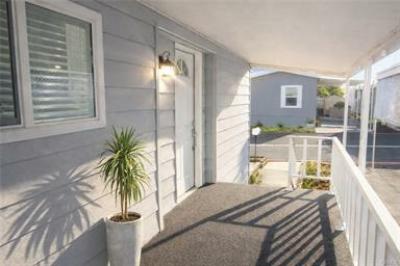 Photo 2 of 28 of home located at 19361 Brookhurst Unit#184 Huntington Beach, CA 92646