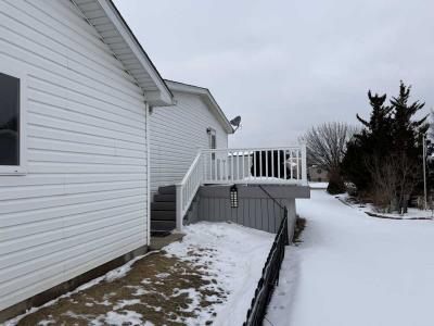 Photo 2 of 25 of home located at 333 Lilac Ln Matteson, IL 60443