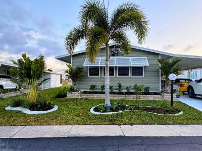 Mobile Home at 318 Sunshine Ave North Fort Myers, FL 33903