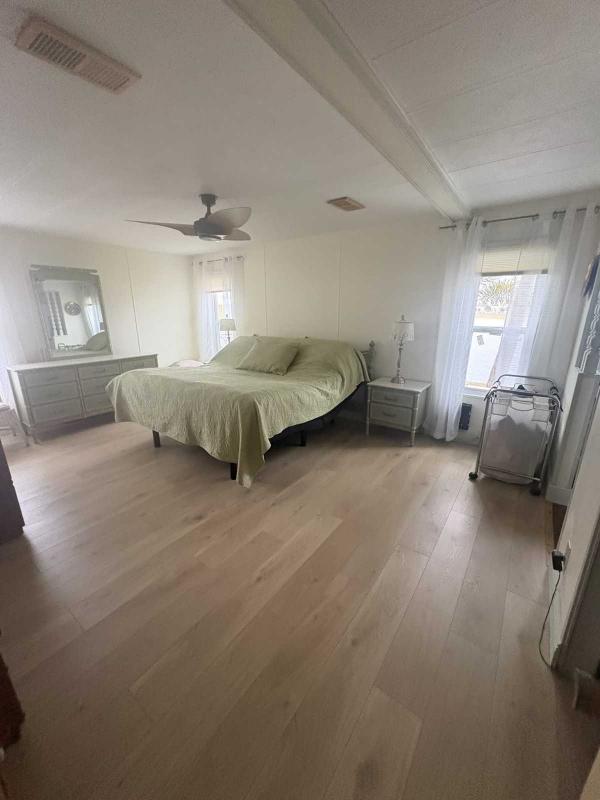 1985 Coro Manufactured Home