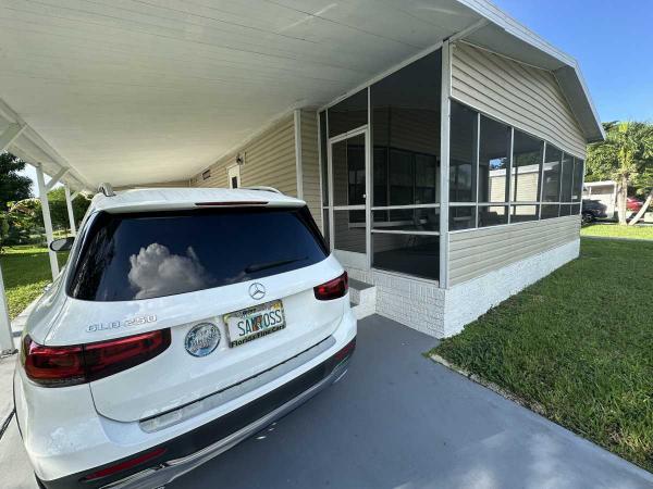 1983 TWIN Manufactured Home