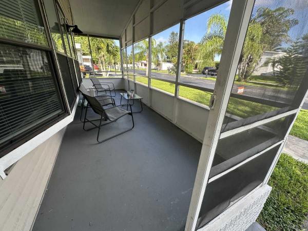 1983 TWIN Manufactured Home