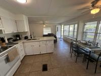 1983 TWIN Manufactured Home