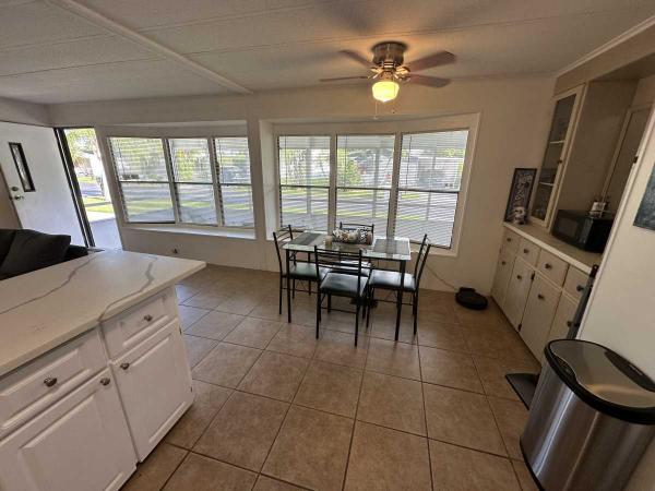 1983 TWIN Manufactured Home