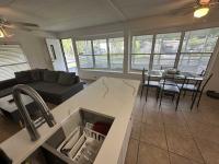 1983 TWIN Manufactured Home