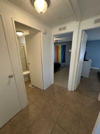 1983 TWIN Manufactured Home