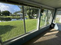 1983 TWIN Manufactured Home