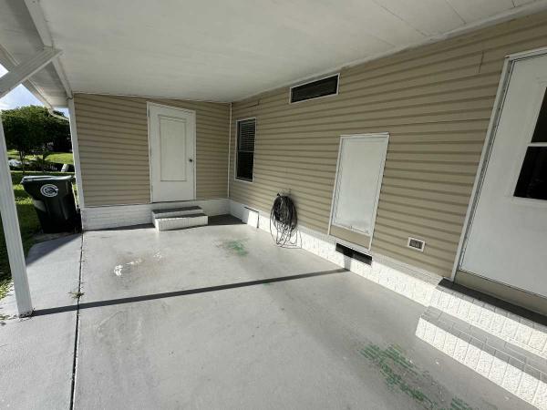 1983 TWIN Manufactured Home