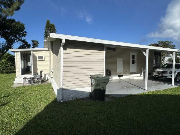 1983 TWIN Manufactured Home