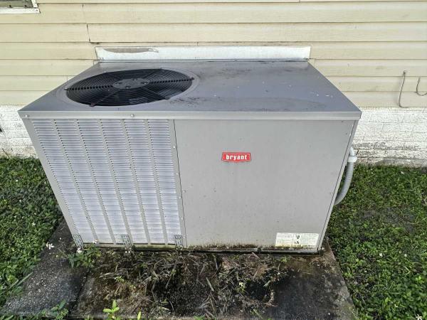 1983 TWIN Manufactured Home