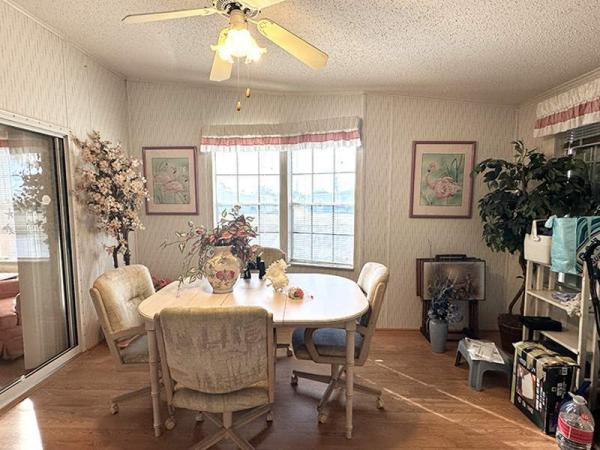 1993 Sunc Manufactured Home