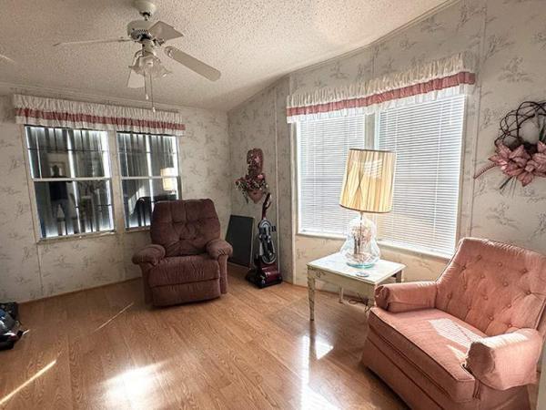 1993 Sunc Manufactured Home