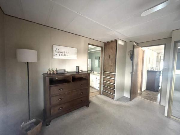 1976 Buddy Manufactured Home