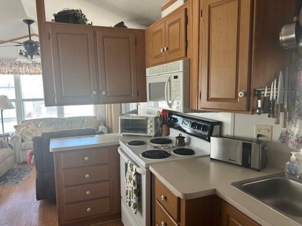 2001 Cavco Manufactured Home