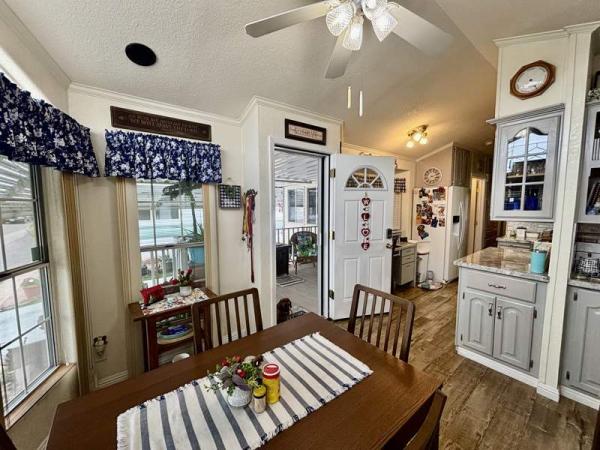 1992 Cavco Manufactured Home