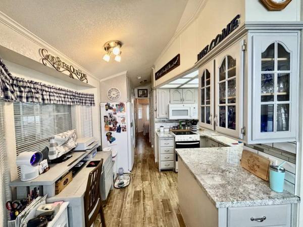 1992 Cavco Manufactured Home