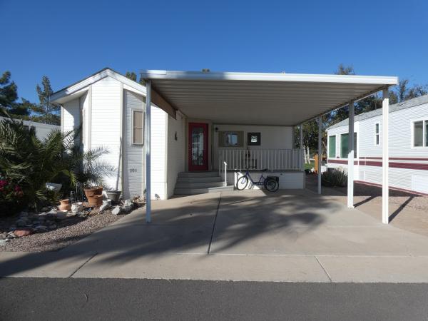 2000 CAVCO Mobile Home For Sale