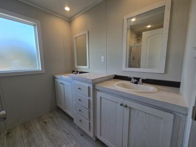 Photo 5 of 10 of home located at 709 Split Rail Parkway Kyle, TX 78640