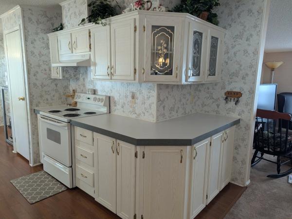 1999 Homes of Merit 1234 Mobile Home