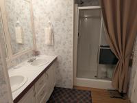 1999 Homes of Merit 1234 Mobile Home