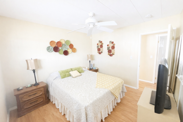 1971 GoldenWest N/A Mobile Home