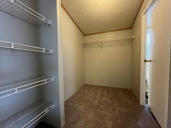 2002 Schult Mobile Home