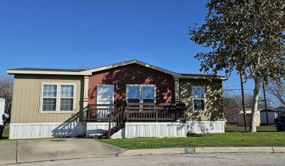 Mobile Home at 9605 W Us Highway 90 Lot #280 San Antonio, TX 78245