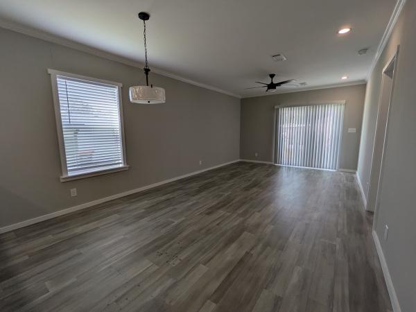 2025 Palm Harbor 340EL28522E Mobile Home
