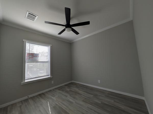 2025 Palm Harbor 340EL28522E Mobile Home
