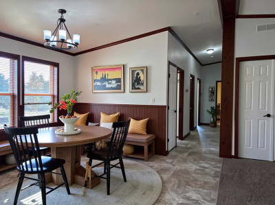 Photo 5 of 33 of home located at 2461 SE Sunset Dr. #201 Ankeny, IA 50021