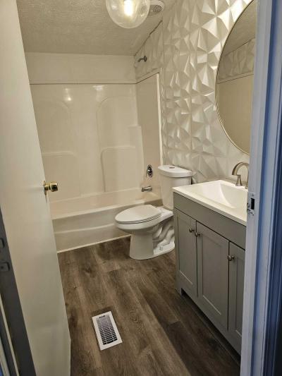 Photo 2 of 18 of home located at 7107 Grandview Ridge Drive Charlotte, NC 28215