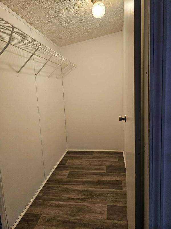 2006 Clayton mh 129 Mobile Home