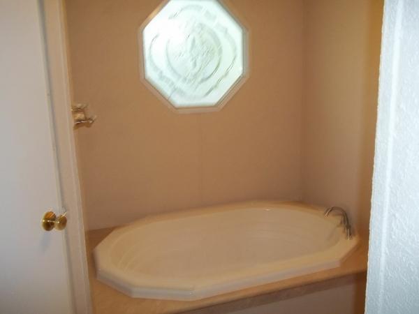 1997 Clayton Homes Inc Mobile Home For Sale