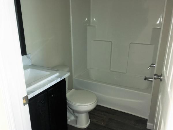 2020 Clayton Homes Inc Yes Mobile Home