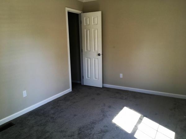 2020 Clayton Homes Inc Yes Mobile Home