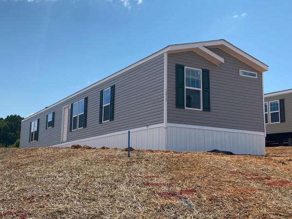 2020 Clayton Homes Inc Community Series Mobile Home