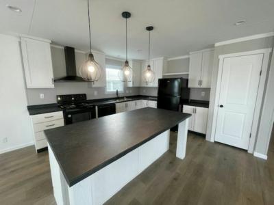 Photo 4 of 18 of home located at 27 Bonnet Street Willis, TX 77318