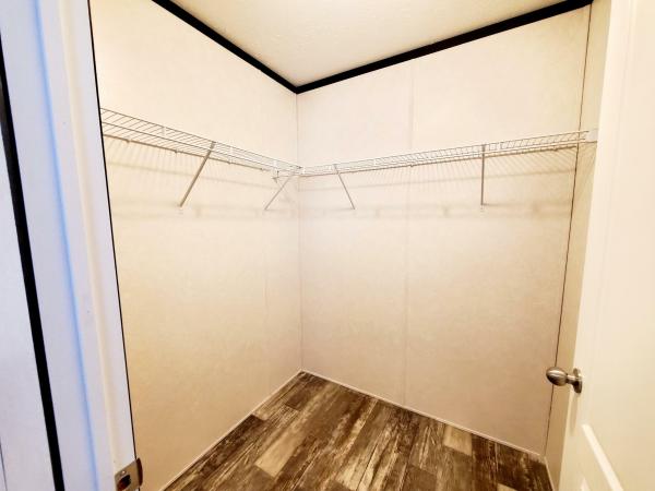 2021 Champion Dutch Edge II Mobile Home