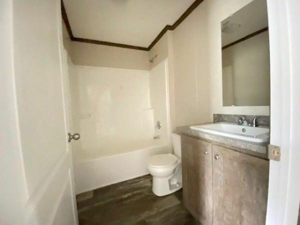 2021 Clayton Homes Inc Pulse Mobile Home