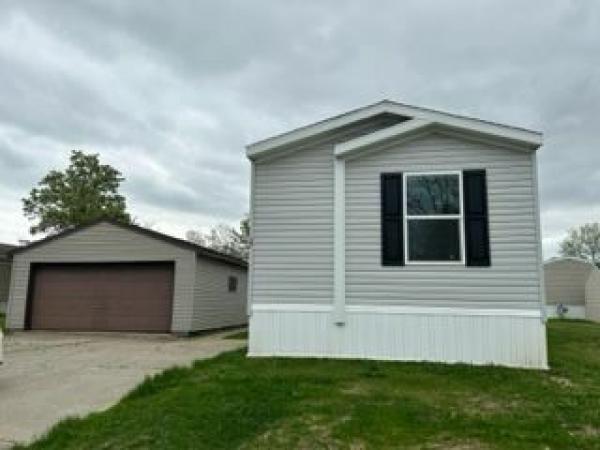 Photo 1 of 2 of home located at 360 E. Tuttle Rd., #27 Ionia, MI 48846