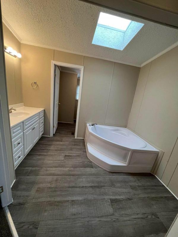 1994 Fairmont Homes Friendship Mobile Home