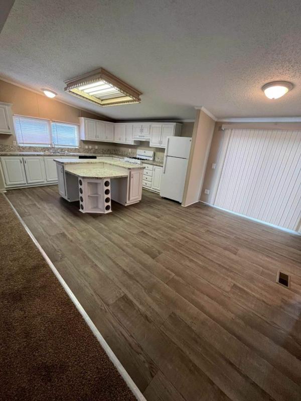 1994 Fairmont Homes Friendship Mobile Home