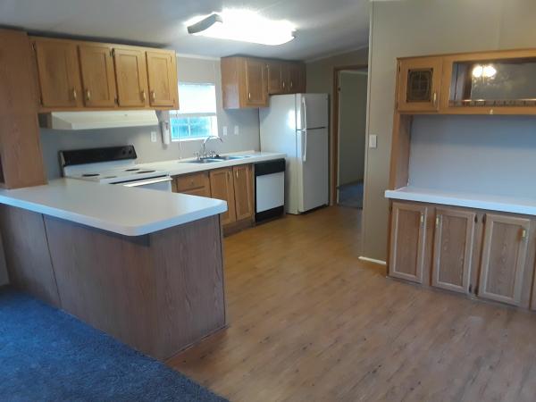 1998 Clayton Homes Inc Mobile Home For Sale