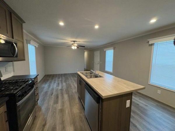 2023 Champion Dutch Diamond II Mobile Home