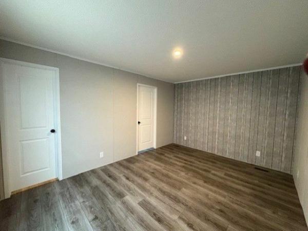 2023 Champion Dutch Diamond II Mobile Home