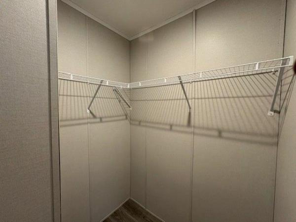 2023 Champion Dutch Diamond II Mobile Home